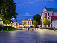 09 Krakowskie pedestrian area