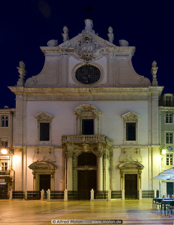 29 Igreja de Sao Domingos church at night