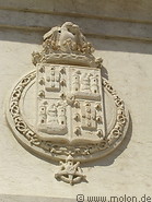 16 Coat of arms on Dom Pedro IV monument