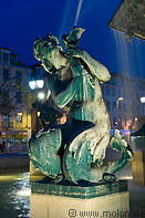 23 Bronze fountain at night