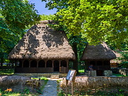 20 Moldavian reed roof house