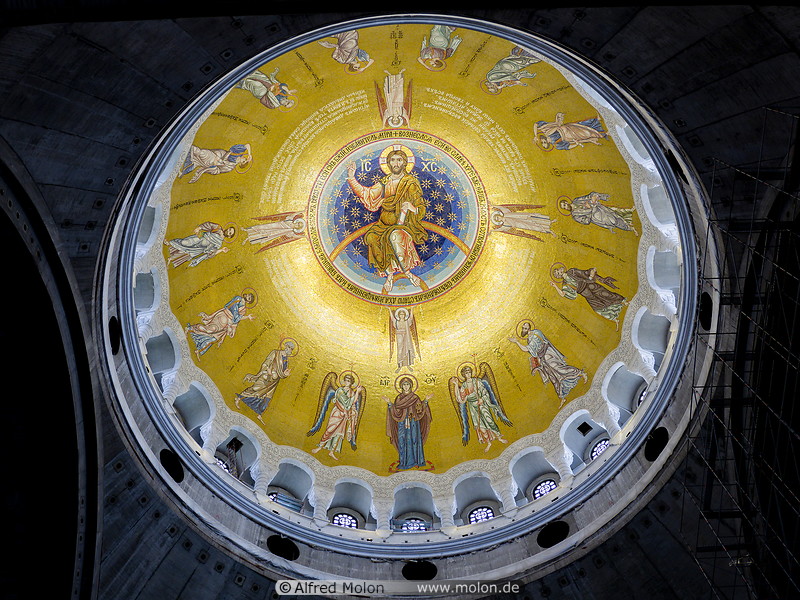 15 Dome in St Sava church