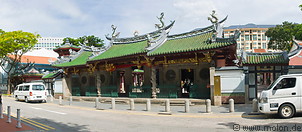 13 Thian Hock Keng temple