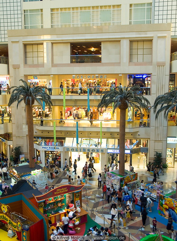 08 Raffles City shopping centre