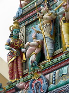 08 Roof detail and statues