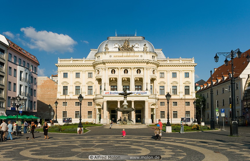 05 Slovak National theatre