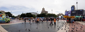 16 Placa Catalunya square