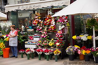 09 Flower shop