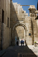 15 Roman arch