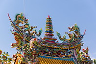 08 Fu An Gong temple roof decorations