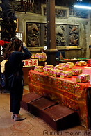 07 Woman praying in Matsu temple