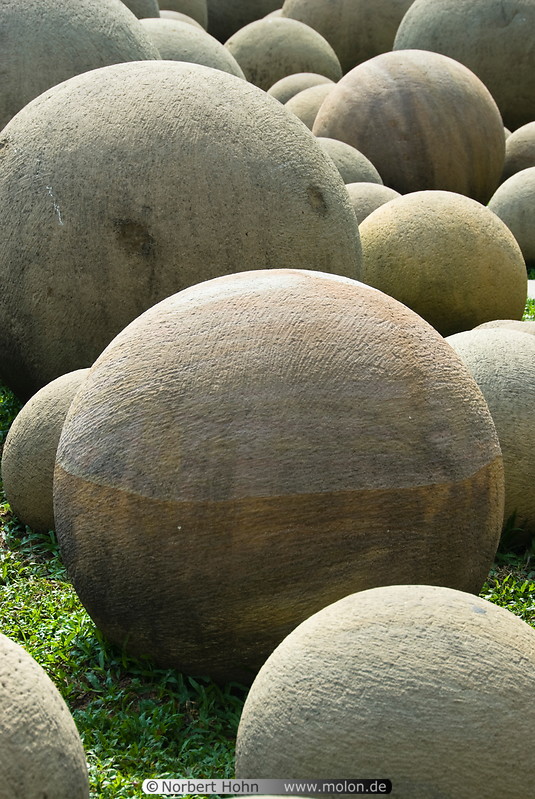 08 Stone balls in Nong Nooch, Sattahip