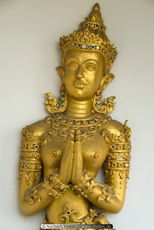 23 Wat Watcheatawam