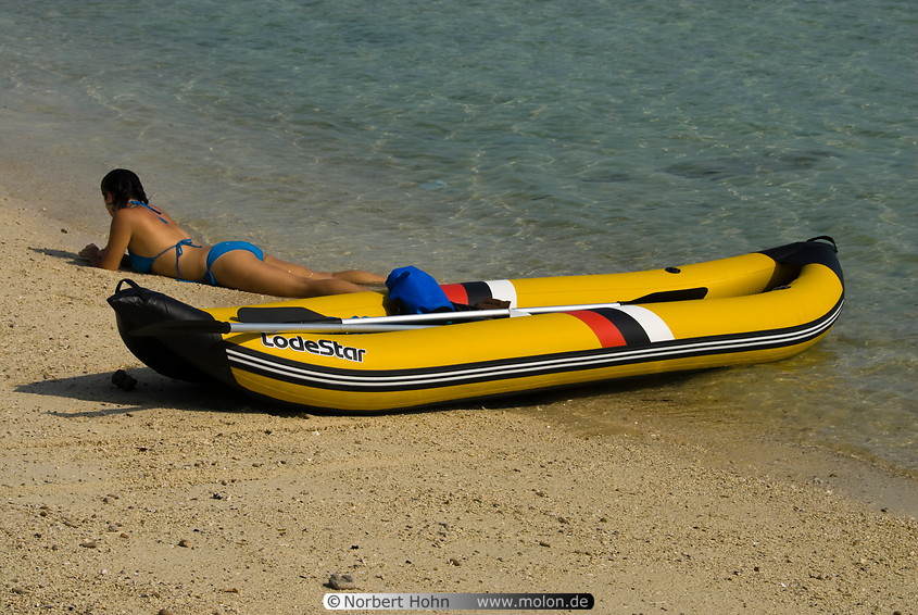 29 Beach beauty and rubber boat