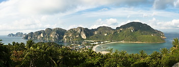03 Panorama view of Koh Phi Phi