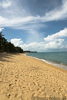 13 Mae Nam beach