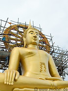 08 Golden Buddha statue
