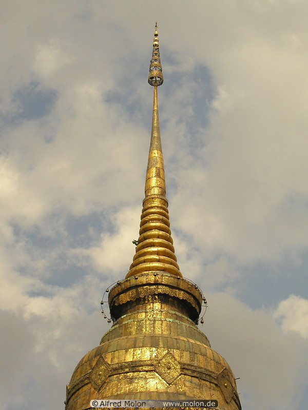 20 Stupa