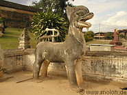 03 Lion statue