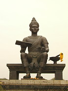 26 Statue of King Ramkhamhaeng 