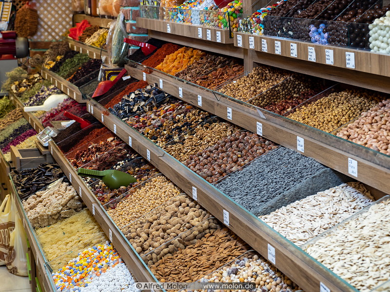 44 Nuts and dried fruits shop