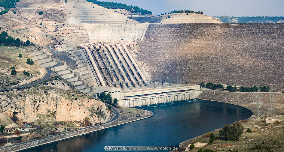 04 Ataturk dam