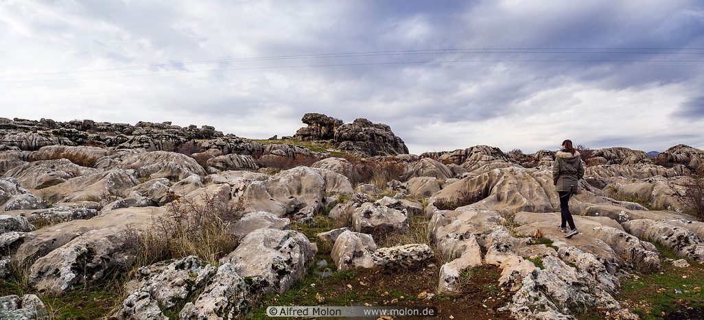 39 Rocky landscape in Cayonu