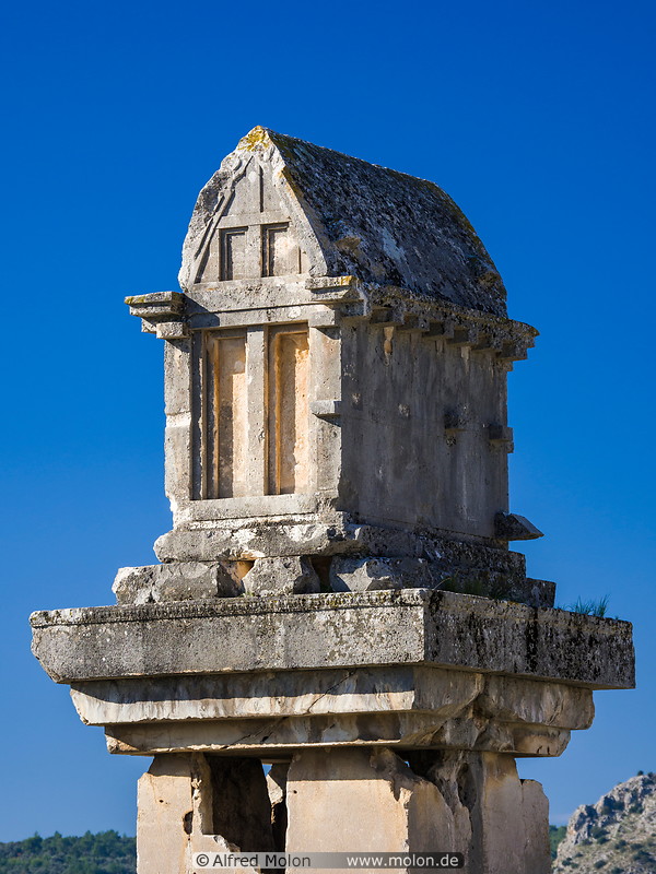 08 Lycian pillar tomb