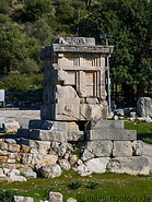 31 Lycian pillar tomb