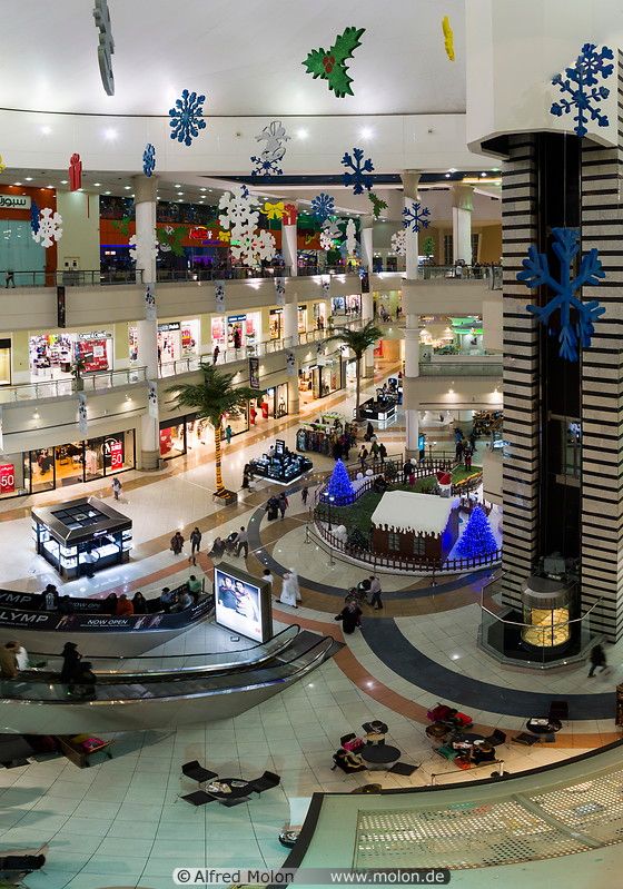 05 Al Wahda shopping mall