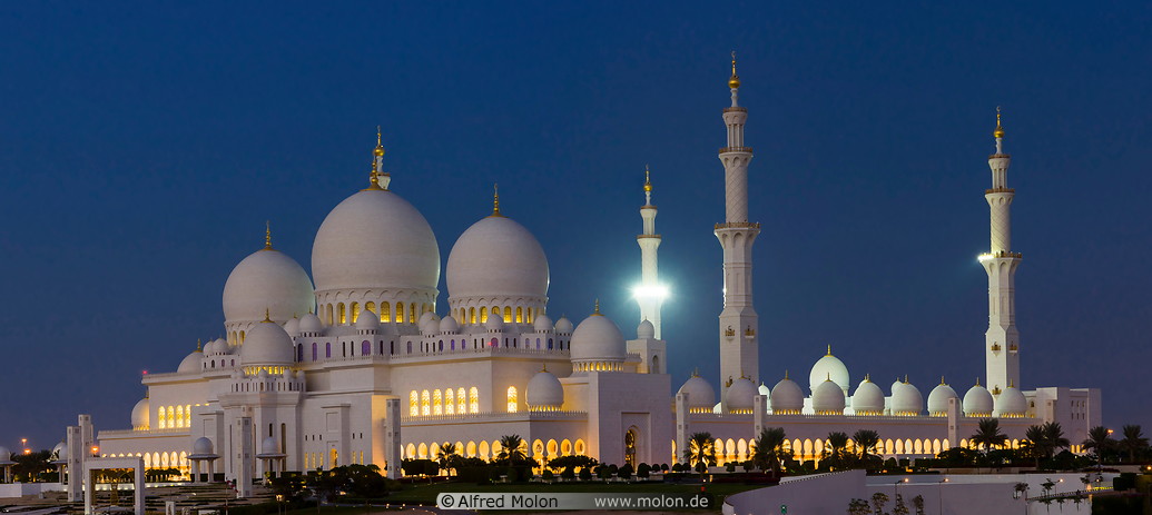 39 Sheikh Zayed mosque