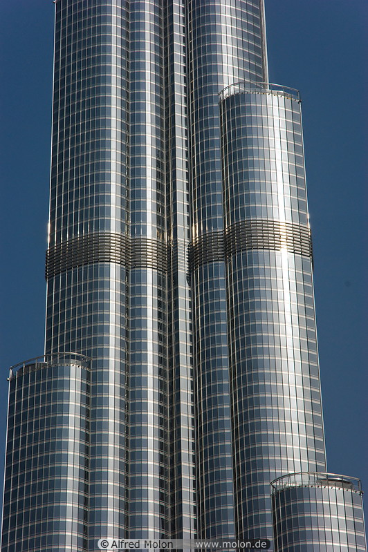 15 Burj Khalifa upper part