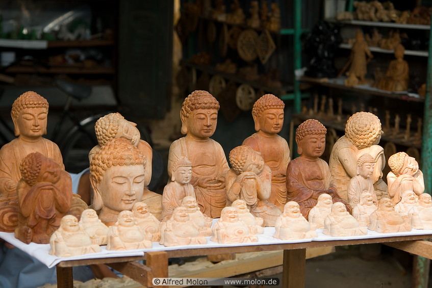 17 Buddha heads and statues