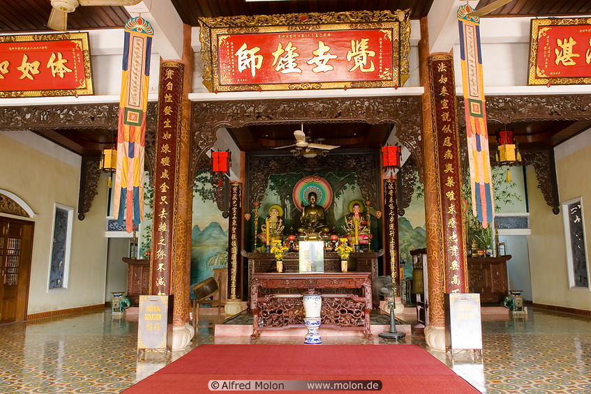 06 Temple hall