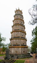 05 Thien Mu pagoda - Phuoc Duyen tower