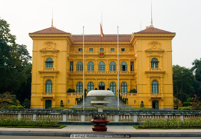 19 Presidential palace