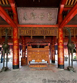 08 Temple interior with red pillars